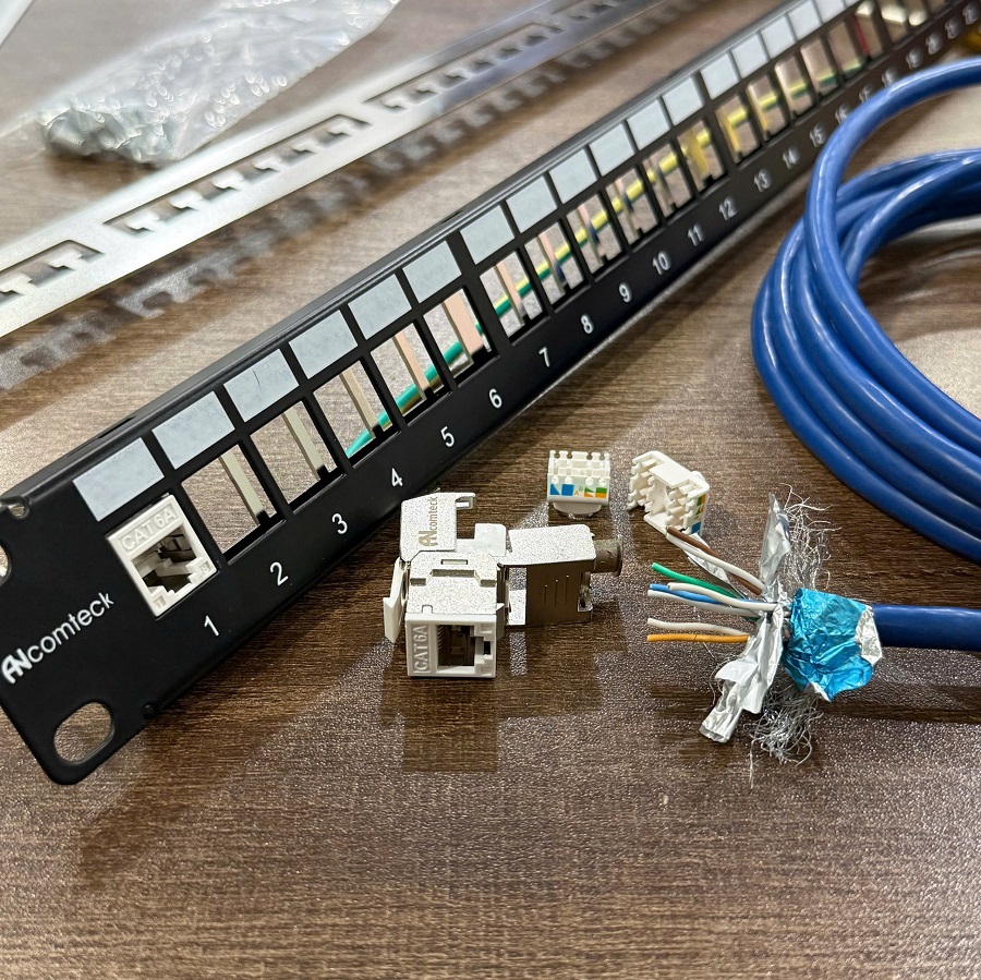 Patch panel 24 cổng Cat6A FTP mã ACT-24S1U, ACT-S6A-001 chính hãng ANCOMTECK